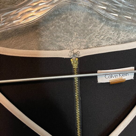 Calvin Klein Women Classic Minimalist Monogram Sheath Flared Bell Sleeve Dress 8 - Picture 6 of 14